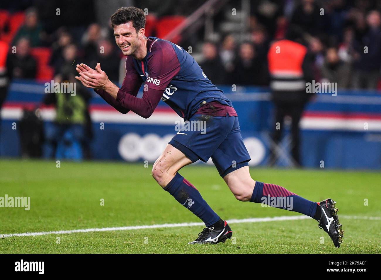 Paris Saint Germain's Thiago Motta in action during the French Ligue 1 soccer match between Paris Saint Germain (PSG) and Racing Club Strasbourg Alsace at the Parc des Princes stadium in Paris, France, 17 February 2018.  Stock Photo
