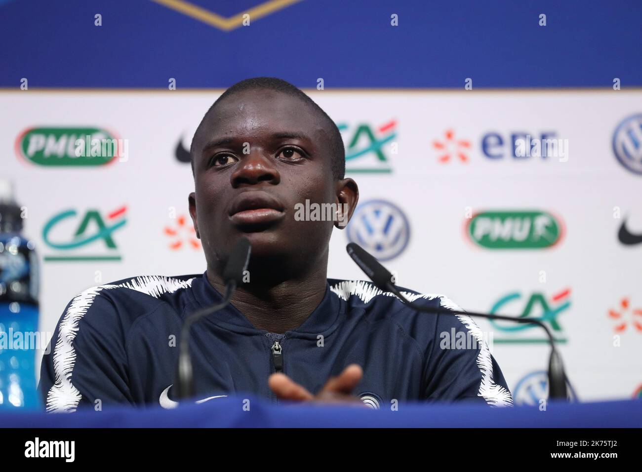 Benjamin Mendy at a France national team press conference in Clairefontaine Centre on May 30, 2018.©PHOTOPQR/LE PARISIEN ; Stage de préparation de l'équipe de France de football avant la coupe du Monde 2018 en Russie. Photo d'équipe officielle. Ngolo Kanté en conférence de presse Stock Photo