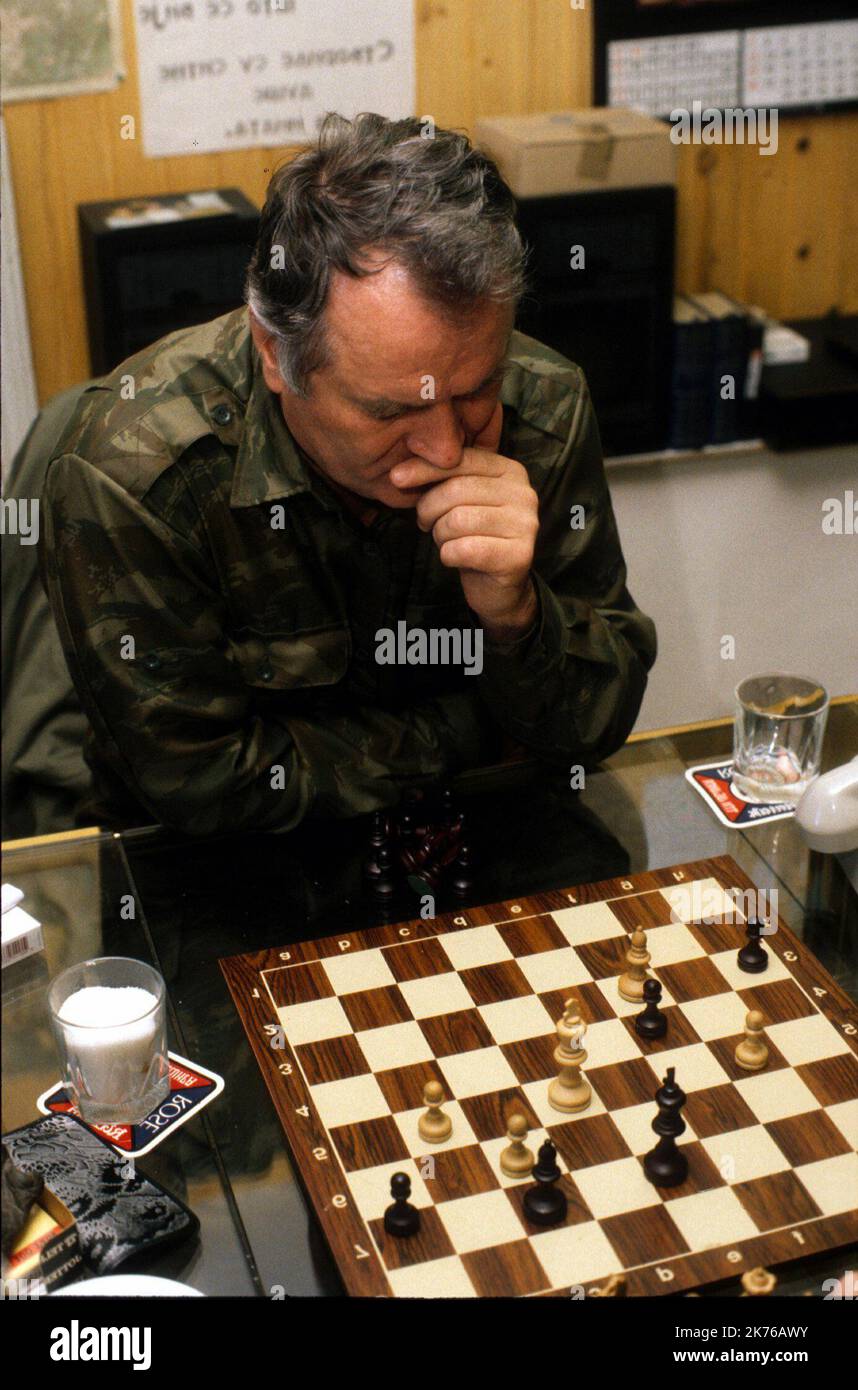 Tomislav Peternek/WOSTOK PRESS ; PALE REPUBLIQUE SERBE DE BOSNIE (EX-YOUGOSLAVIE), JANVIER 1994 Ratko Mladic, ex general. Stock Photo