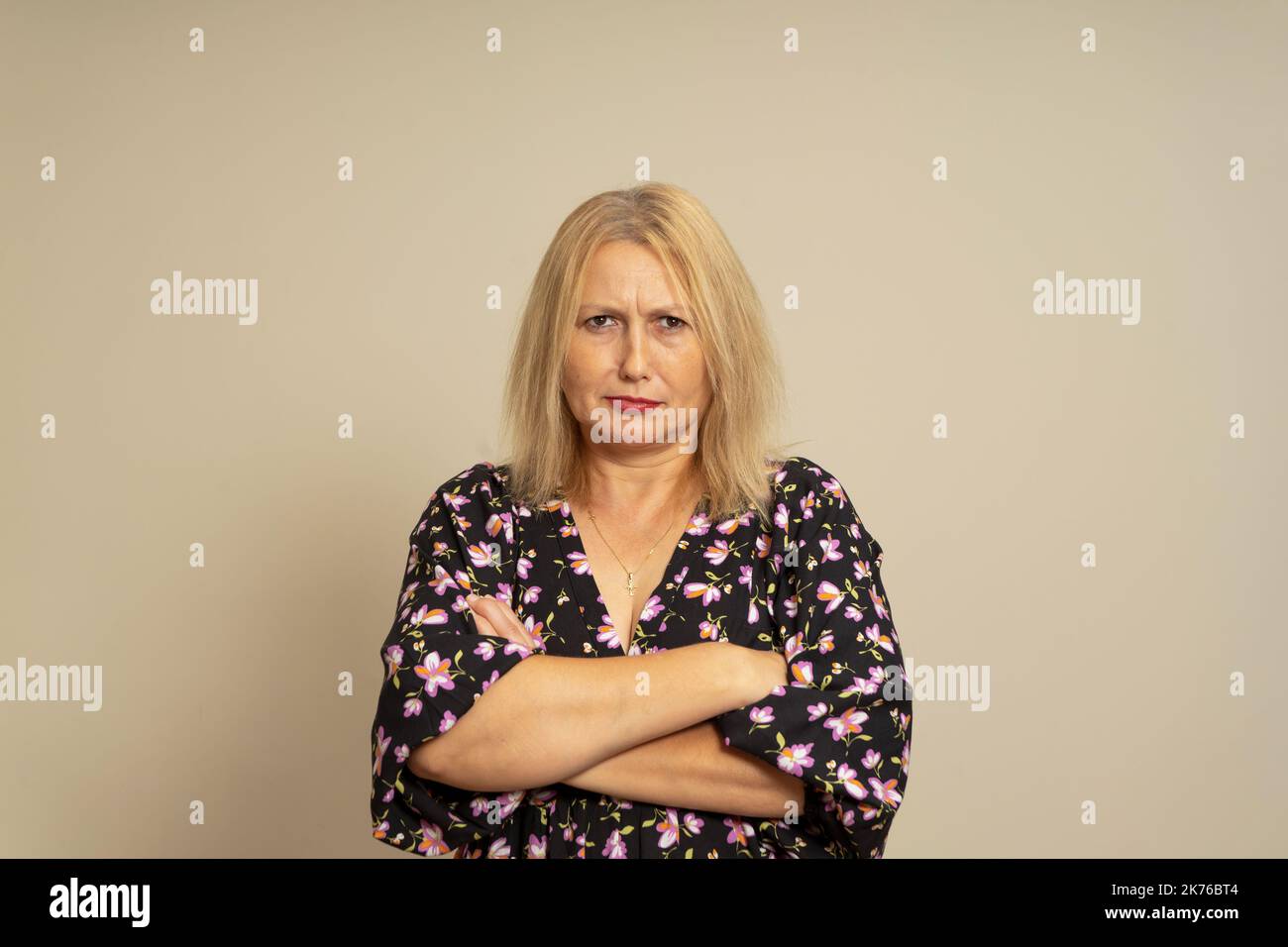 Angry woman crossed arms hi-res stock photography and images - Alamy