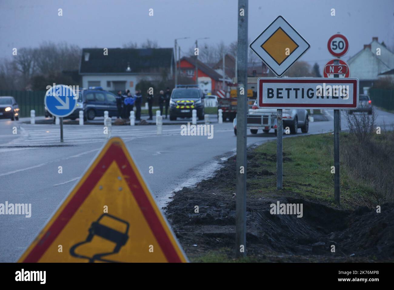The yellow vests decided to do blocking operations at the borders here