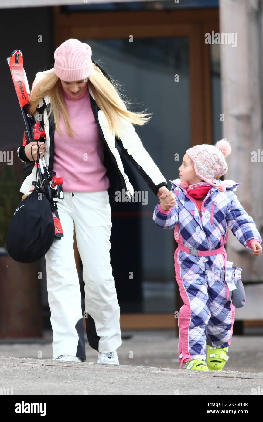 Michelle Hunziker with her husband Tomasso Trussardi and her daughters