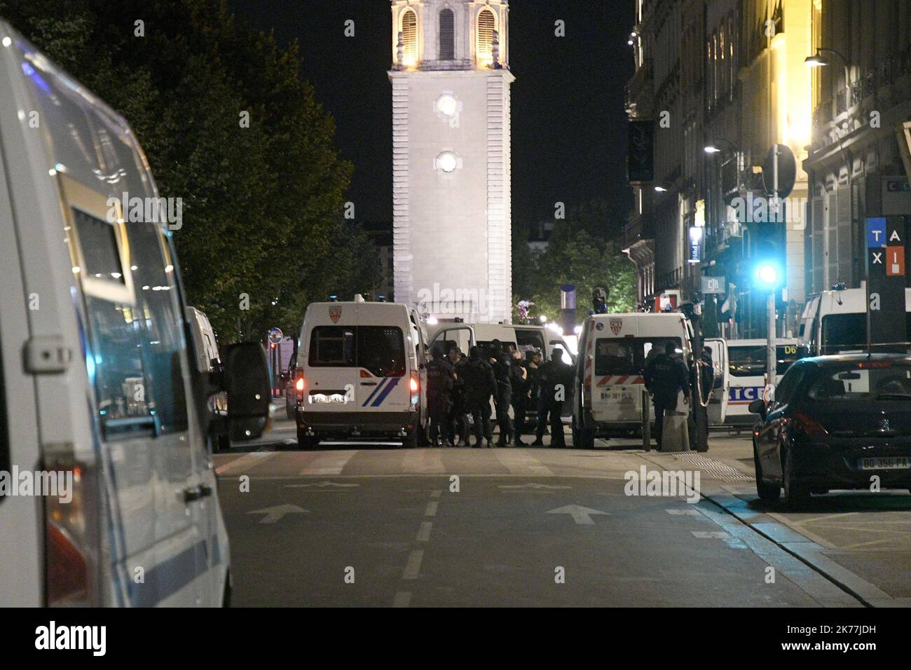 13 people injured after an explosion in Lyon, France, may 24th 2019 ...