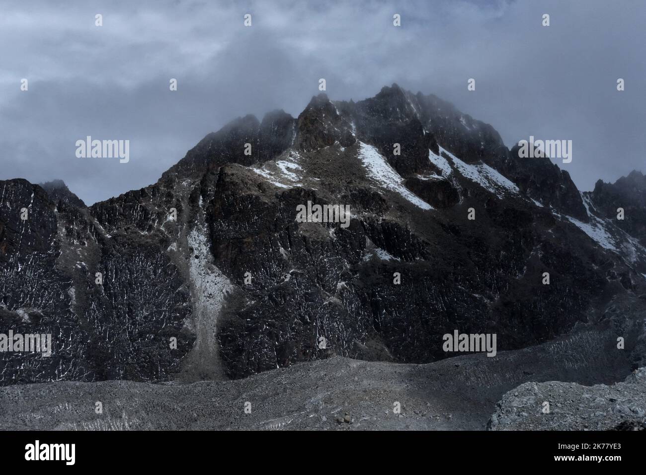 Le paz and bolivia hi-res stock photography and images - Alamy