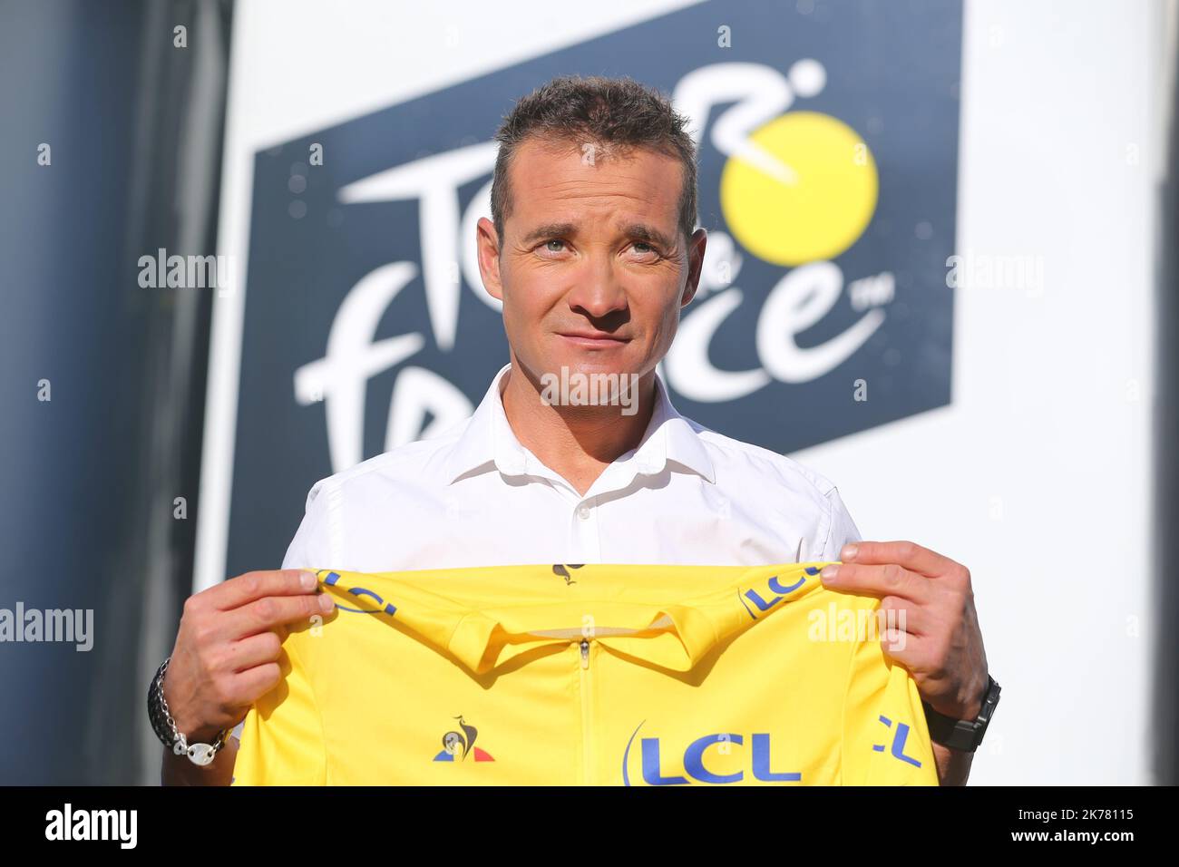Portrait de Thomas Voeckler avec le maillot jaune lors du Tour de France 2019 à Colmar.-   French Cycling race Tour de France 2019 takes place from july 6th  to 28th. Stock Photo