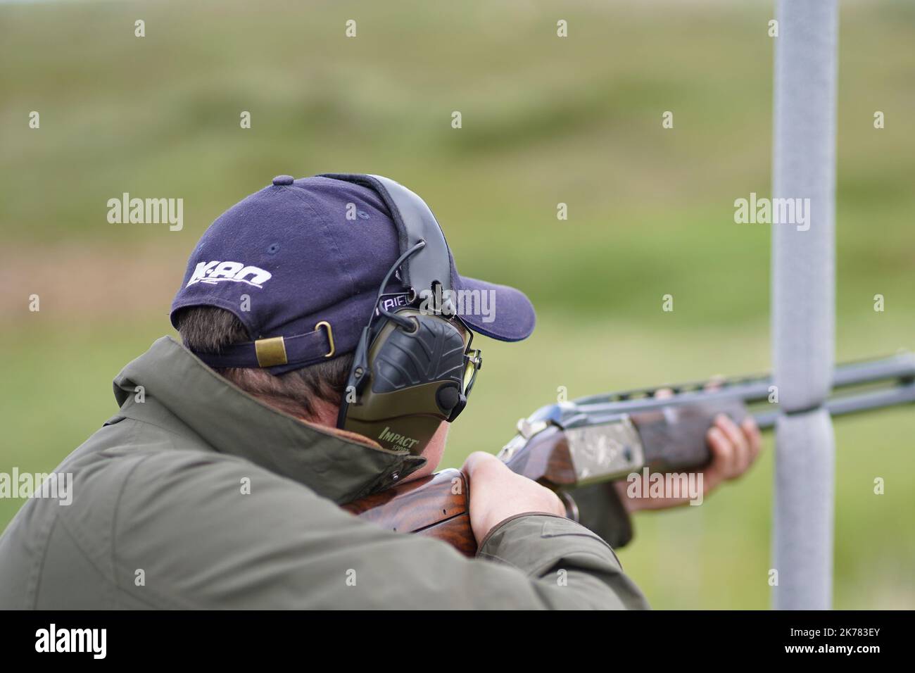 Clay targets hi-res stock photography and images - Alamy