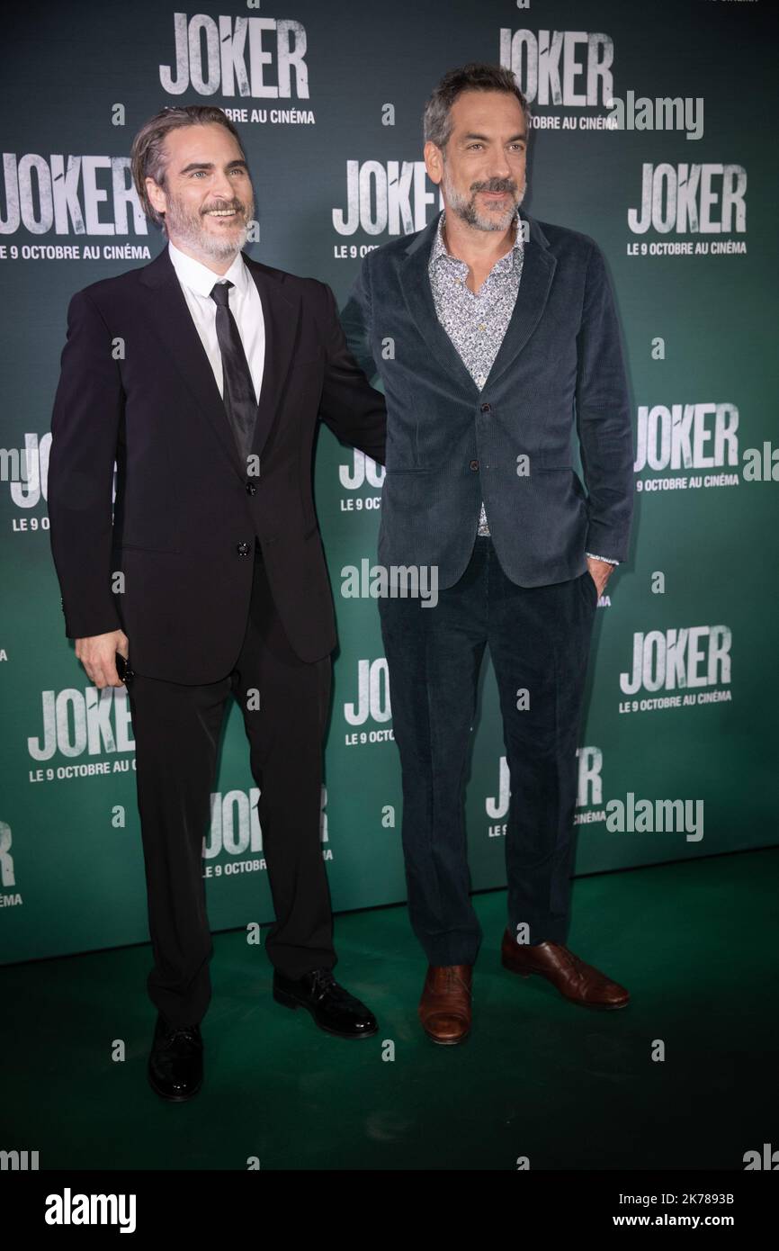 le rÃ©alisateur du film Todd Phillips And Joaquin Phoenix Photo LP / Fred Dugit -   Joker premiere in Paris, France, on sept 23rd 2019 Stock Photo