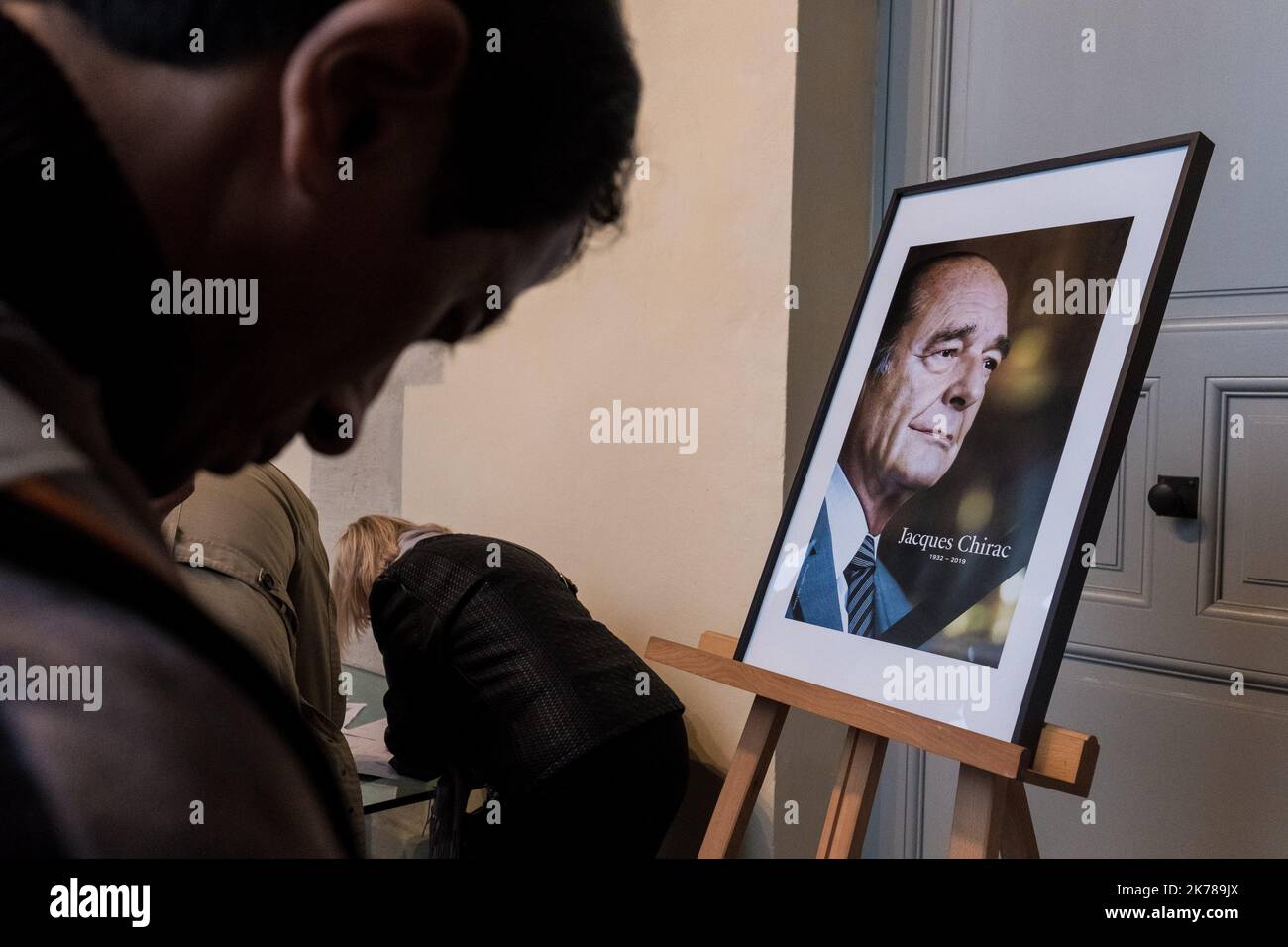 People queue at the entrance of Saint-Louis-des-Invalides Cathedral ...