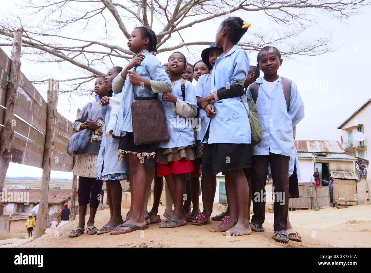 ©Arnaud De Grave / Le Pictorium/MAXPPP - Arnaud De Grave / Le Pictorium - 18/06/2014  -  Madagascar / Alaotra-Mangoro  -  Ecoliers.  / 18/06/2014  -  Madagascar / Alaotra-Mangoro  -  Pupils (Schoolers) Stock Photo