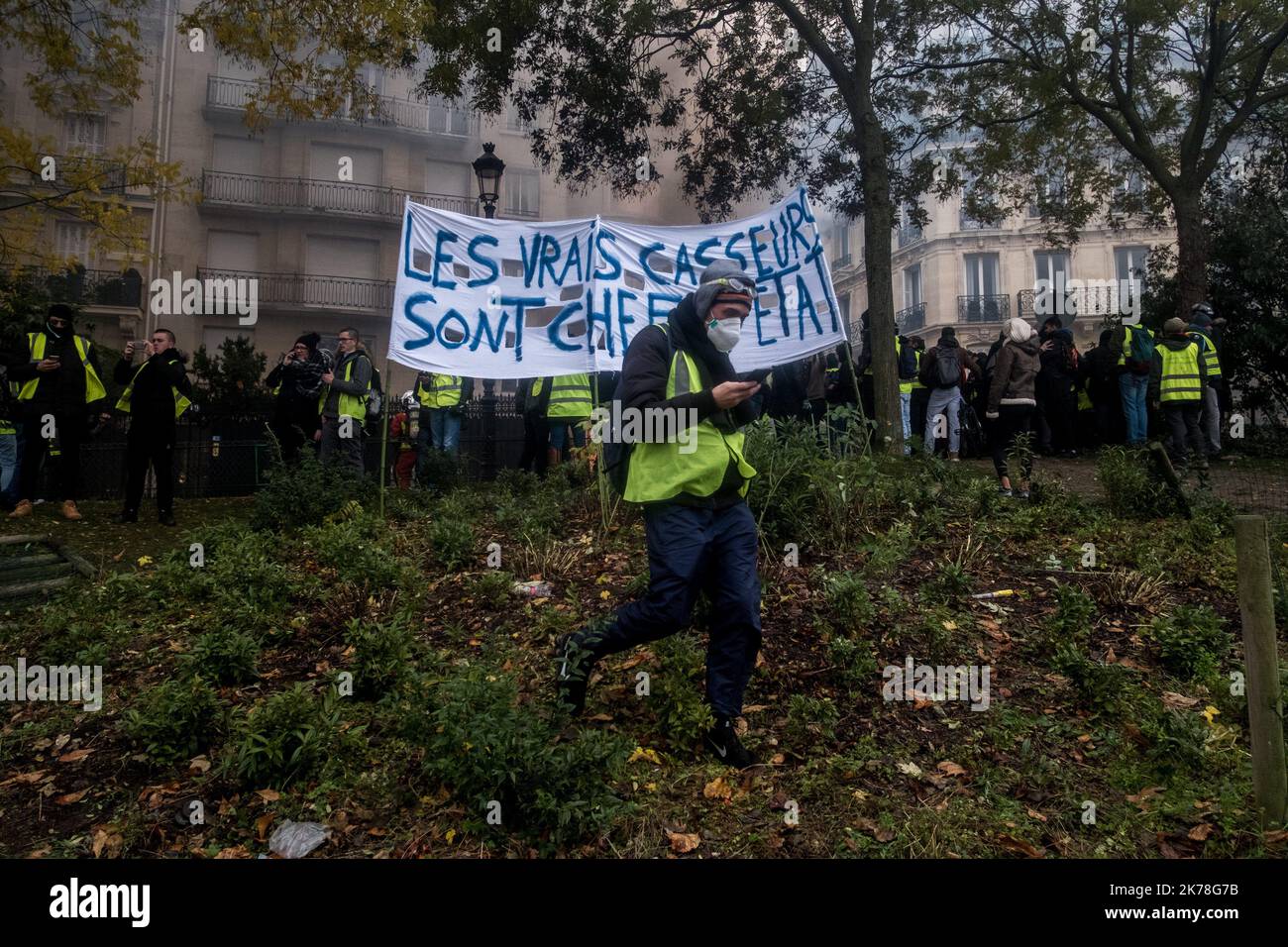Yellow Jacket protests in Paris Stock Photo - Alamy