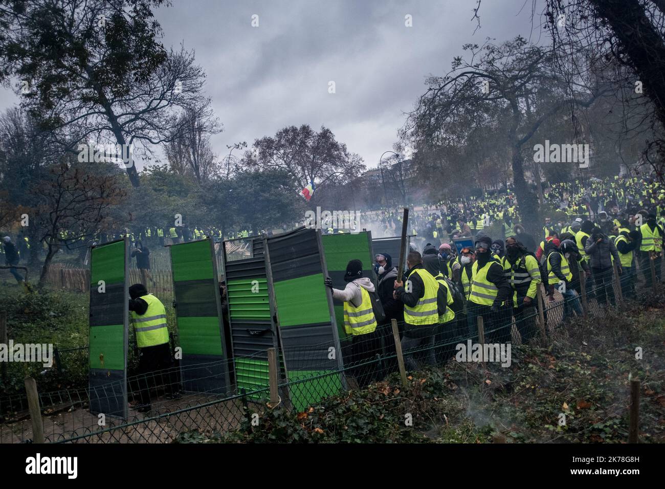 Yellow Jacket protests in Paris Stock Photo - Alamy