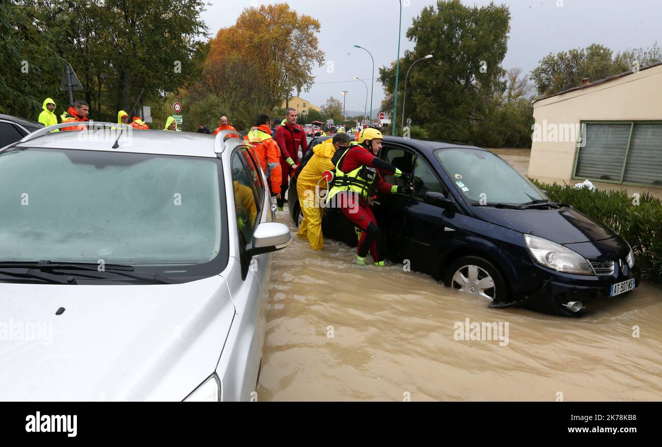 inondations à au muy violent rainfalls and floods in Muy south eastern ...