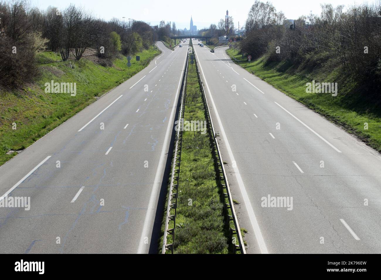 2020/03/24. Coronavirus. An empty highway of vehicles during the coronavirus health crisis. Stock Photo