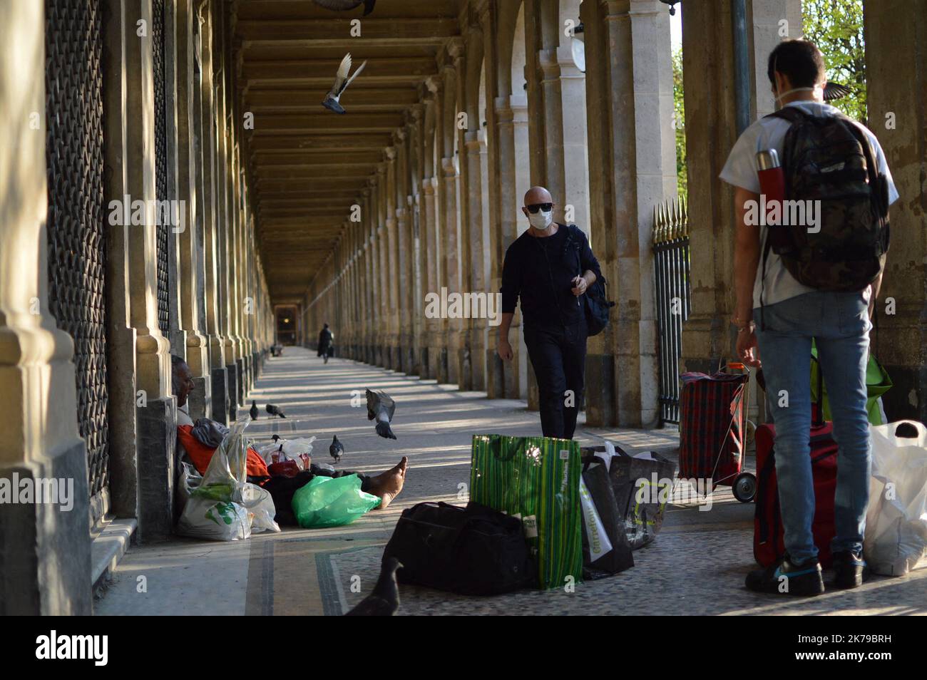 Paris France, april 9th 2020 - Associations are helping homeless people ...