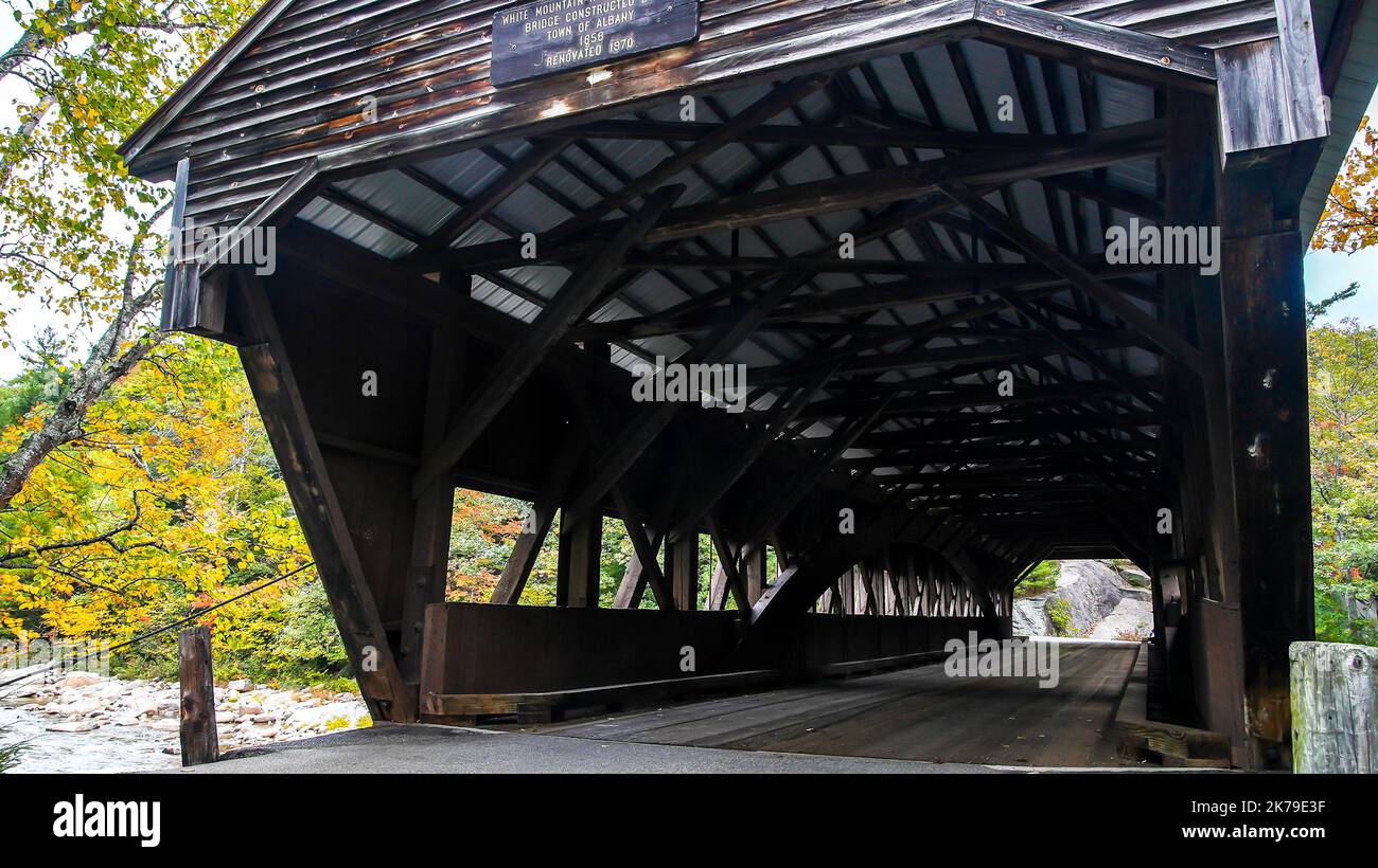 WHITE MOUNTAIN, , NEW HAMPSHIRE, USA OCTOBER 2, 2022 Covered bridge