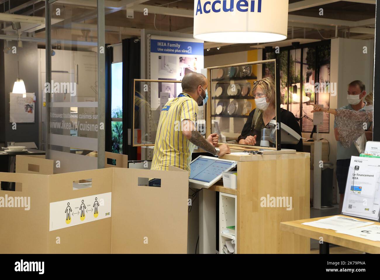 An impressive crowd at 930 am, this morning for the opening of the