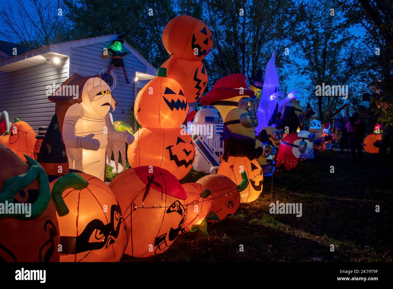 Shoreview, Minnesota. Nighttime lighted Halloween display Stock Photo