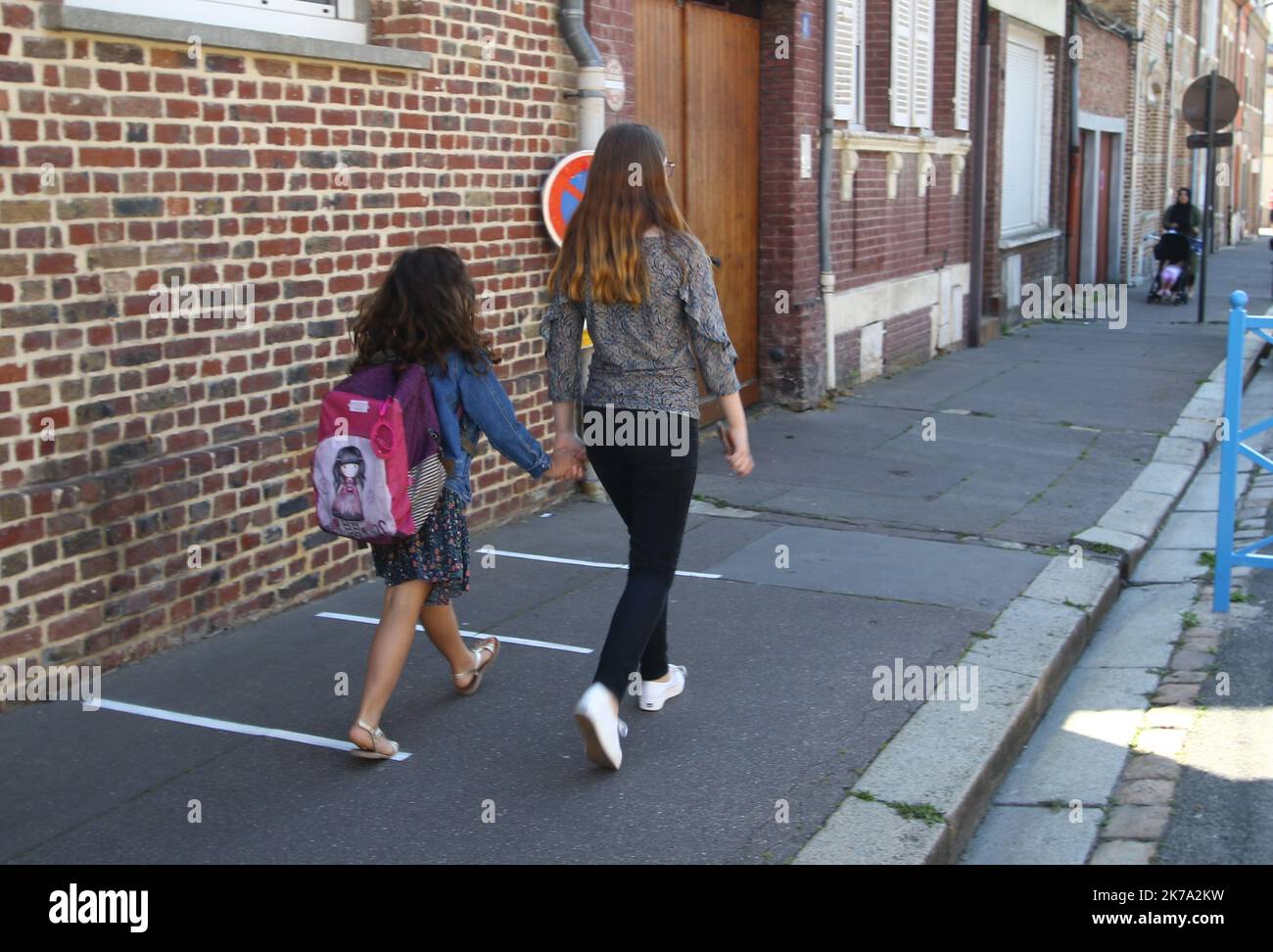 /LE COURRIER PICARD/Fred HASLIN ; Amiens ; 22/06/2020 ; 22/06/20 RentrÃ©e scolaire d'apres covid groupe scolaire Saint Roch Ã  Amiens Photo Fred HASLIN -  2020/06/22. Back to school after the covid-19 pandemic Stock Photo