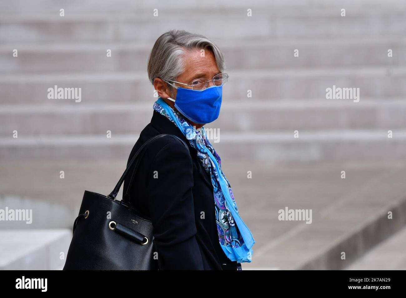 ©Julien Mattia / Le Pictorium/MAXPPP - Julien Mattia / Le Pictorium - 03/09/2020 - France / Ile-de-France / Paris - Mme Elisabeth BORNE, ministre du Travail, de l'Emploi et de l'Insertion en sortie du Conseil des Ministres du 03 Septembre 2020. / 03/09/2020 - France / Ile-de-France (region) / Paris - Ms. Elisabeth BORNE, Minister of Labor, Employment and Integration, leaving the Council of Ministers on September 03, 2020. Stock Photo