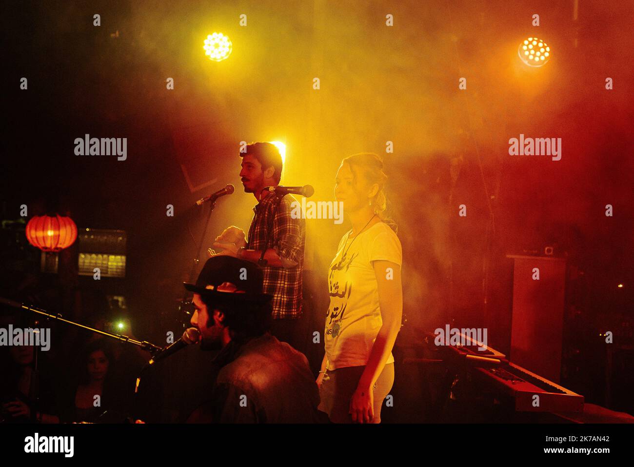 Divan Singer Franco arabe hi-res stock photography and images - Alamy