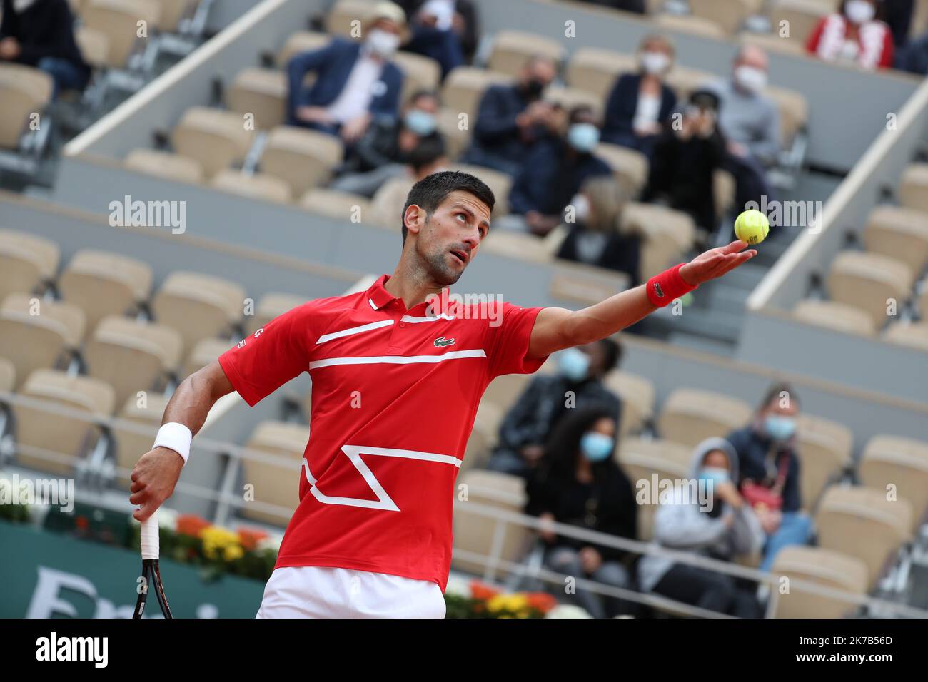 ©PHOTOPQR/LE PARISIEN/Arnaud Journois ; PARIS ; 01/10/2020 ; TENNIS , ROLAND GARROS 2020 / INTERNATIONAUX DE FRANCE DE TENNIS 2020 / NOVAK DJOKOVIC vs RICARDAS BERANKIS Stock Photo