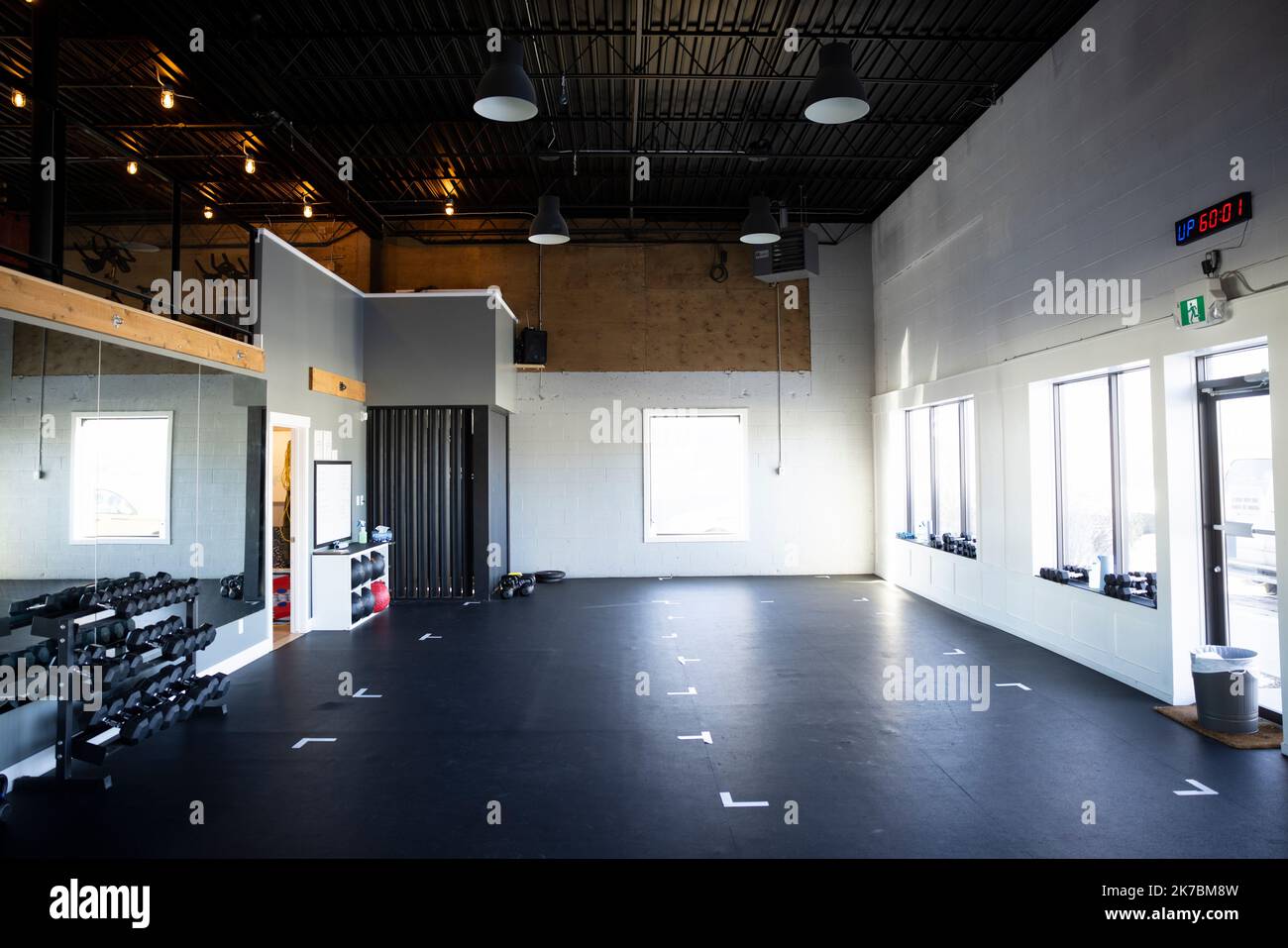 Empty fitness class gym studio Stock Photo - Alamy