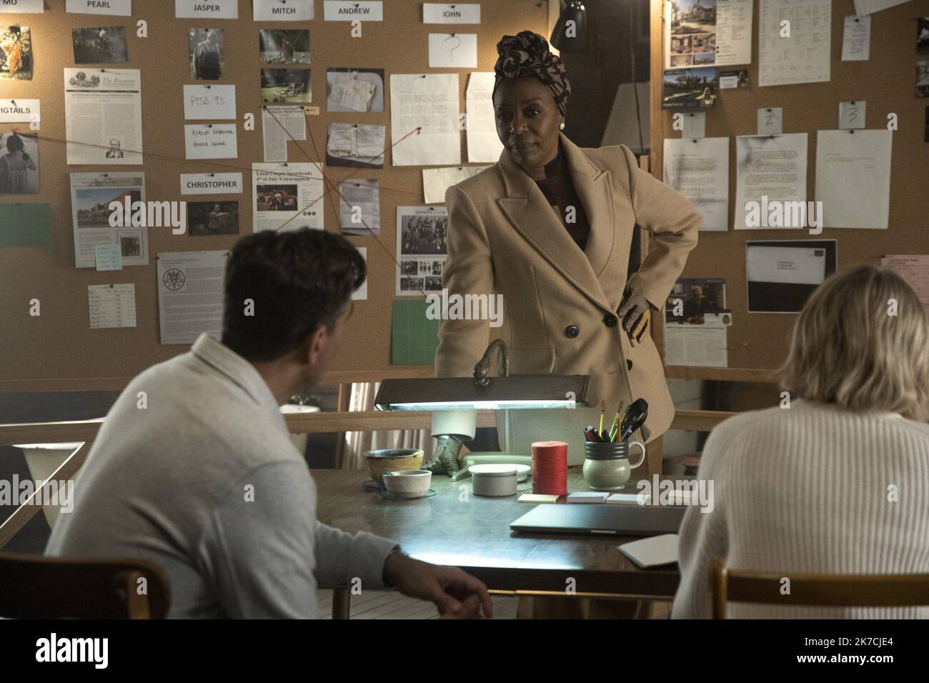 THE WATCHER, from left Bobby Cannavale as Dean Brannock, Noma