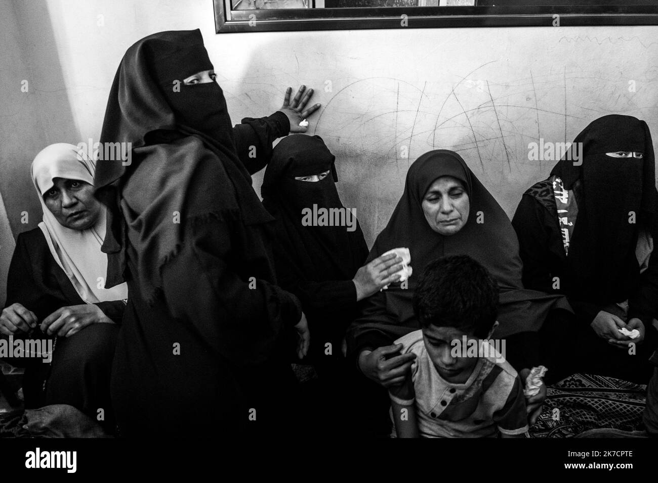 Lutte de fils hires stock photography and images Alamy