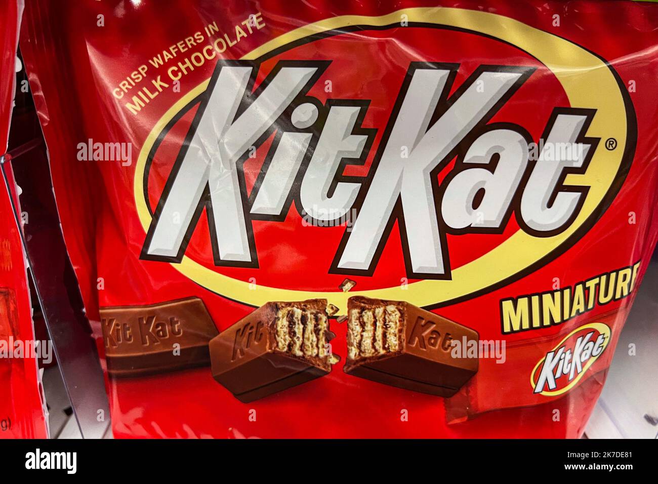 Rate kit kat hi-res stock photography and images - Alamy