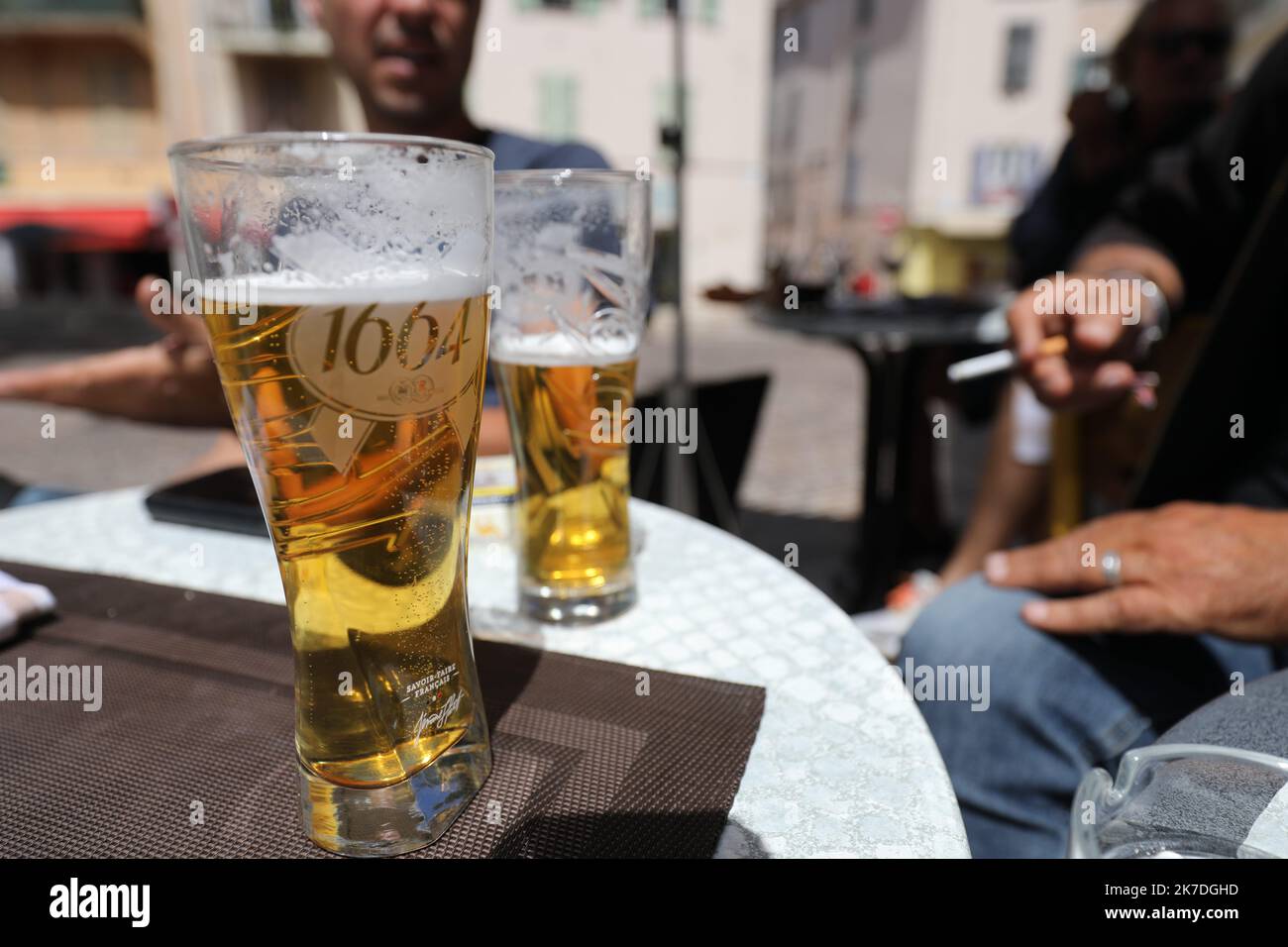 ©PHOTOPQR/NICE MATIN/Eric Ottino ; Nice ; 19/05/2021 ; Réouverture des restaurants terrasses à Cannes France, may 19th 2021 reopening of café terraces after long months of restriction Stock Photo