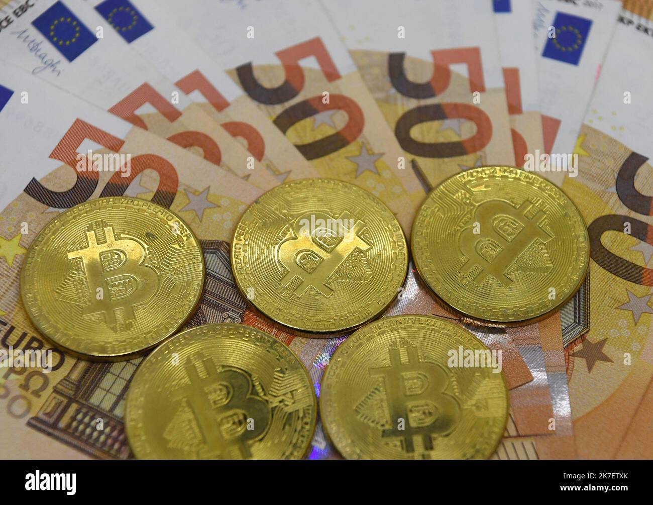 Billets 50 euros hi-res stock photography and images - Alamy