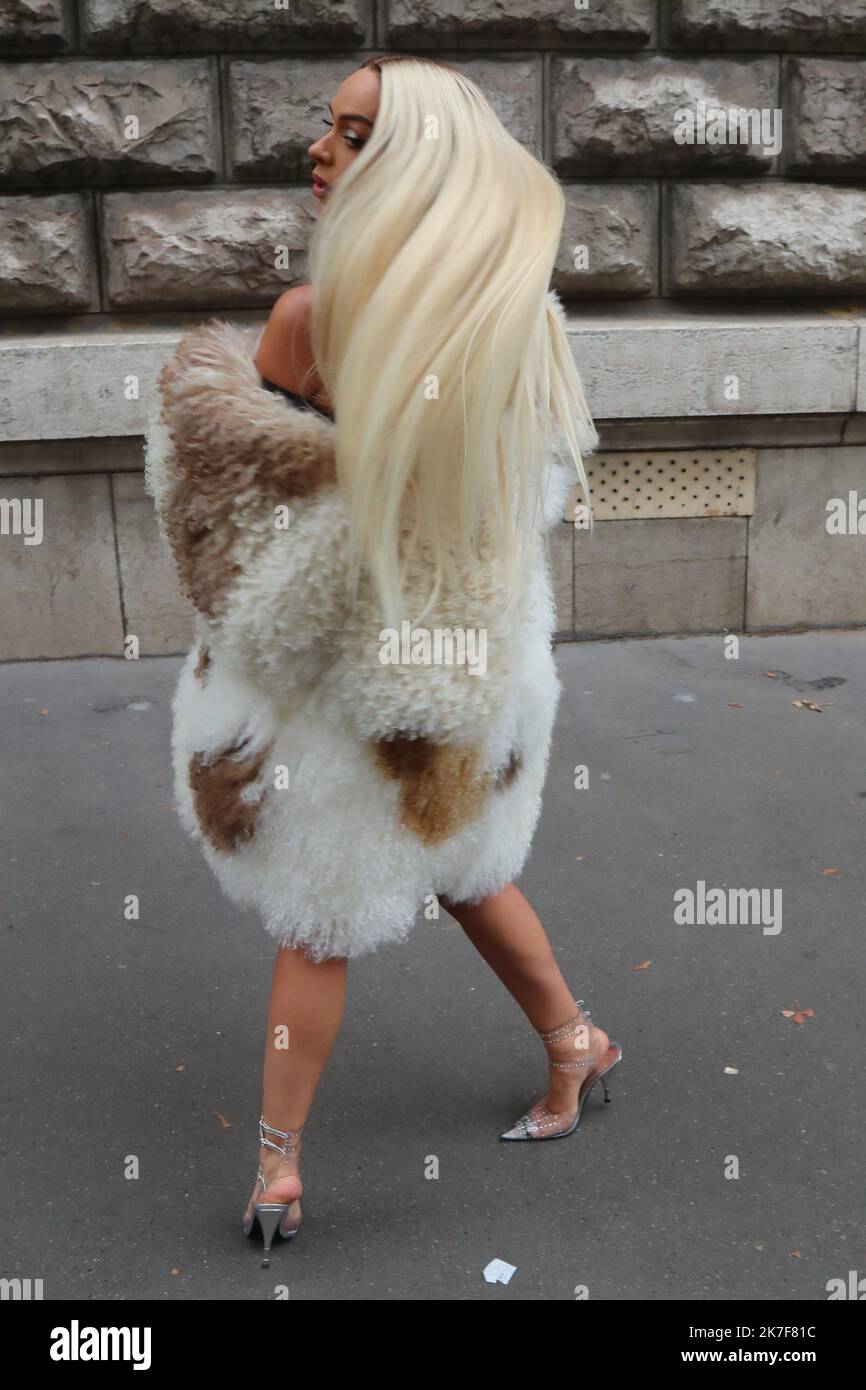 ©Pierre Teyssot/MAXPPP ; Guests at Loewe Fashion Show SS 2022 Paris Fashion Week 2021 in Paris, France on October 1, 2021. Spanish Bad Gyal. Â© Pierre Teyssot / Maxppp  Stock Photo