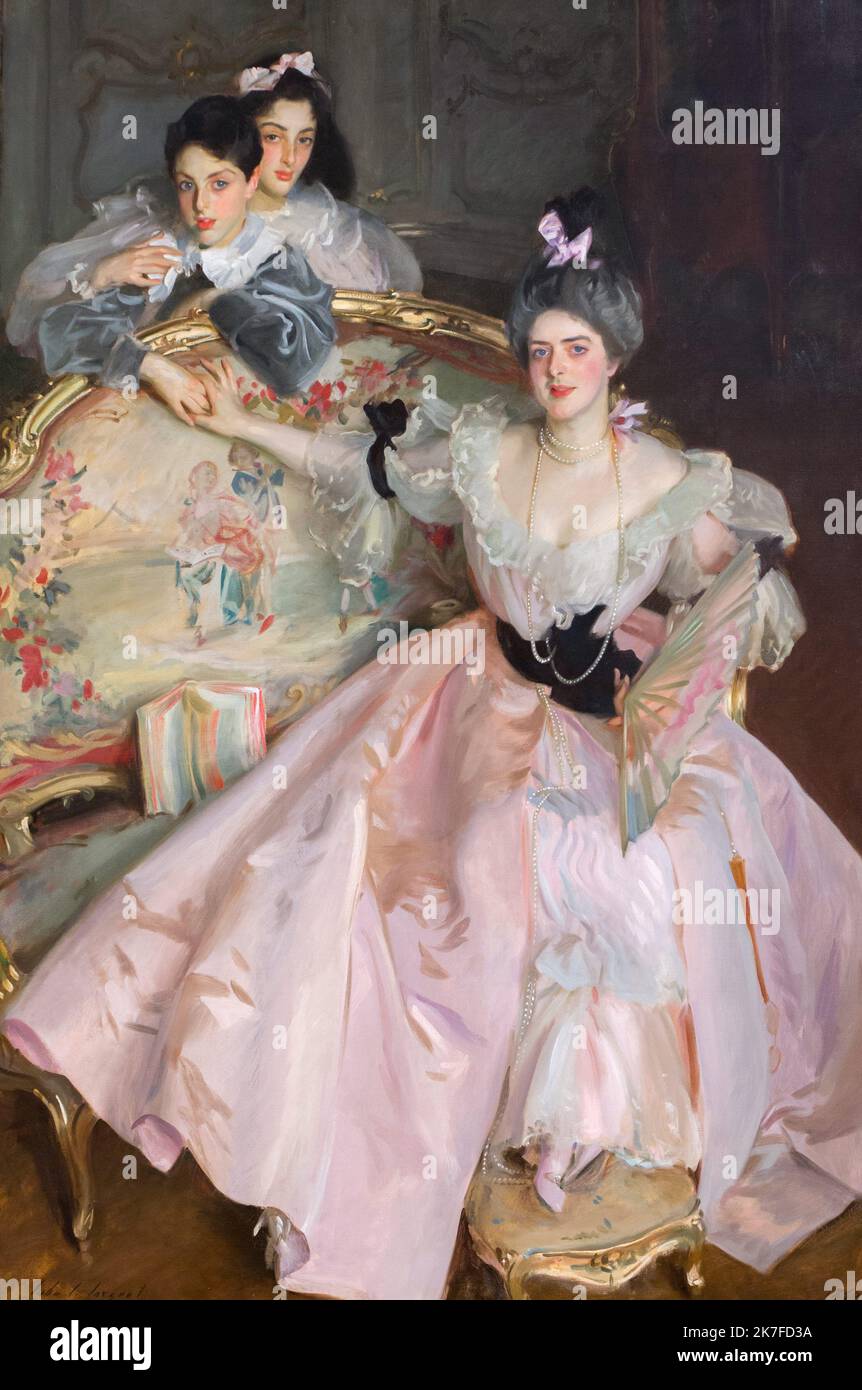 ©Active Museu/MAXPPP - ActiveMuseum 0006521.jpg / Madame Carl Meyer et ses enfants 1896 - / John Singer Sargent / Peinture Active Museum / Le Pictorium Child in the world ,Direct look ,full length shot ,Hand fan ,Interior (home) ,Knot ,Lace ,Pink dress with node ,Seated women ,Sofa ,Stool ,Vertical ,Carl Meyer ,19th century ,John Singer Sargent ,Painting ,  Stock Photo
