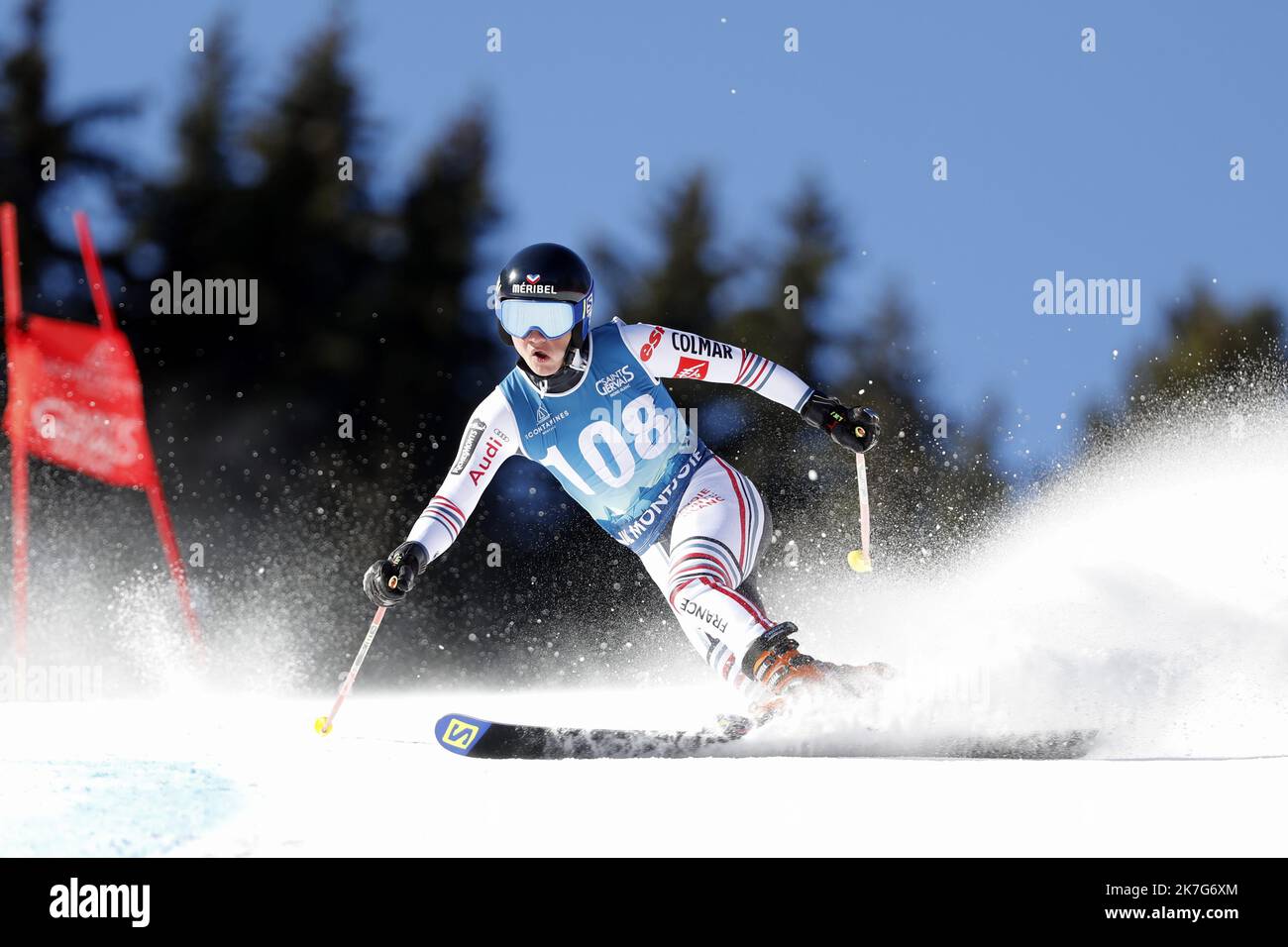 ©PHOTOPQR/LE DAUPHINE/Grégory YETCHMENIZA ; Saint-Nicolas-de-Véroce ; 25/01/2022 ; Grégory YETCHMENIZA / LE DAUPHINE LIBERE / Photopqr SAINT-NICOLAS-DE-VEROCE (HAUTE-SAVOIE) LE 25 JANVIER 2022 TELEMARK / COUPE DU MONDE sur notre photo : Yoann Rostolan, termine à la troisième place derrière le suisse Bastien Dayer et le norvégien Nygaard Loeken jan 25th 2022 TELEMARK / WORLD CUP  Stock Photo