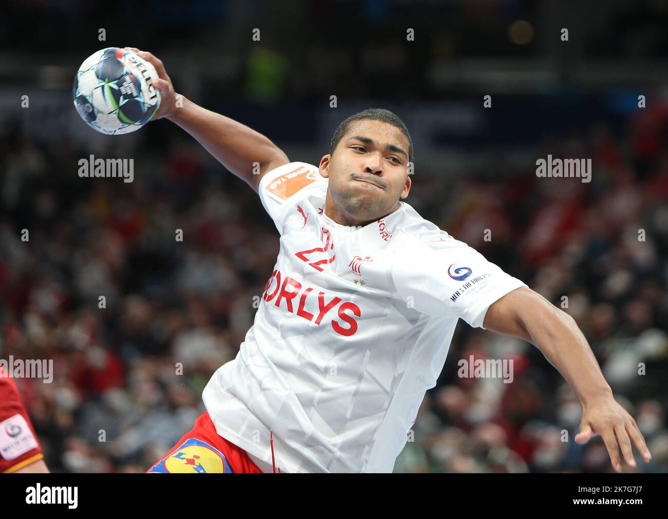 ©Laurent Lairys/MAXPPP - Mads Mensah of Denmark the EHF Euro 2022, Semi ...