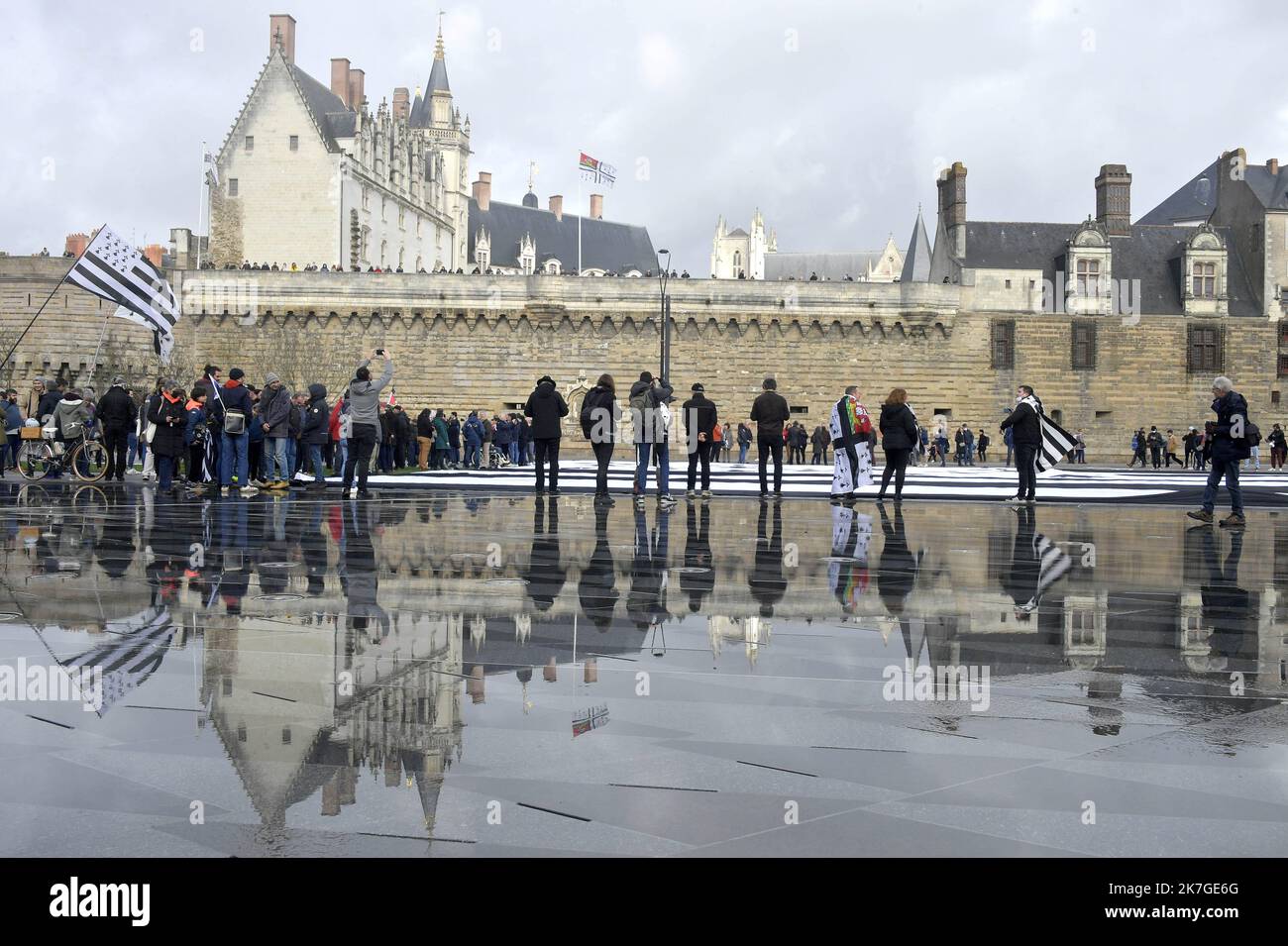 Nantes : le plus grand drapeau breton du monde va être déployé