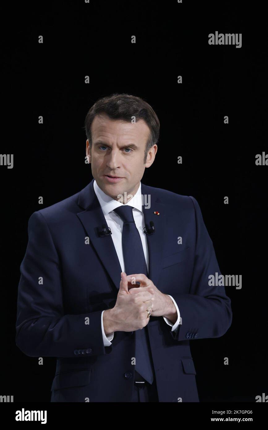 Emmanuel macron son hi-res stock photography and images - Alamy