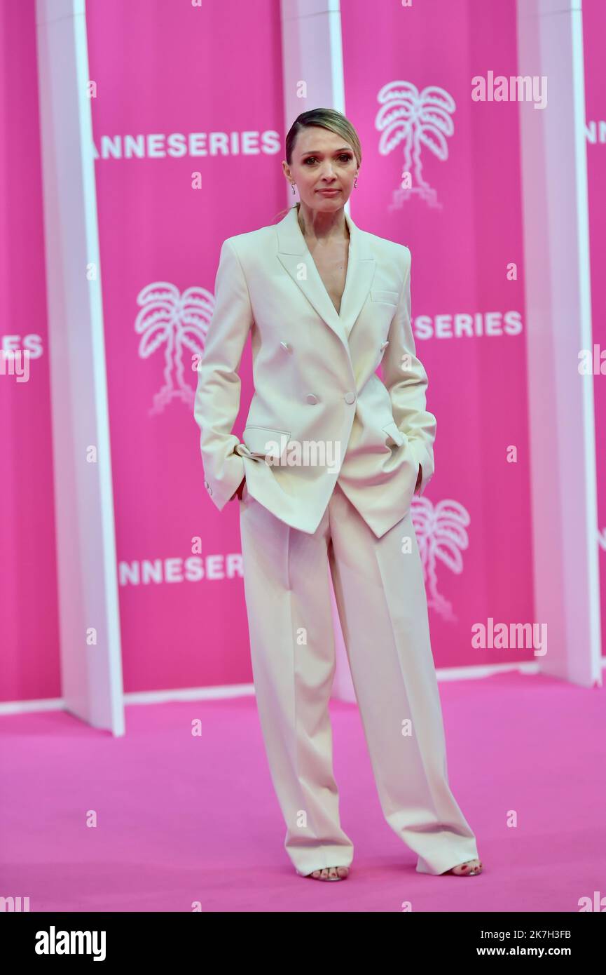 ©FRANCK CASTEL/MAXPPP - 02/04/2022 CANNES, FRANCE - APRIL 03 Anne