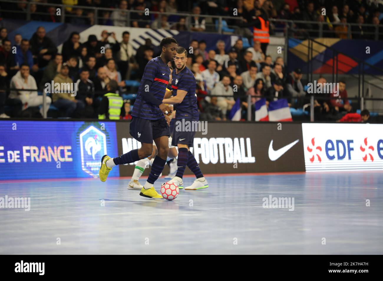 PHOTOPQR/NICE MATIN/Luc Boutria ; ; 06/04/2022 ; TOULON FUTSAL FRANCE BRÃ‰SIL  AU PALAIS DES SPORTS Stock Photo - Alamy