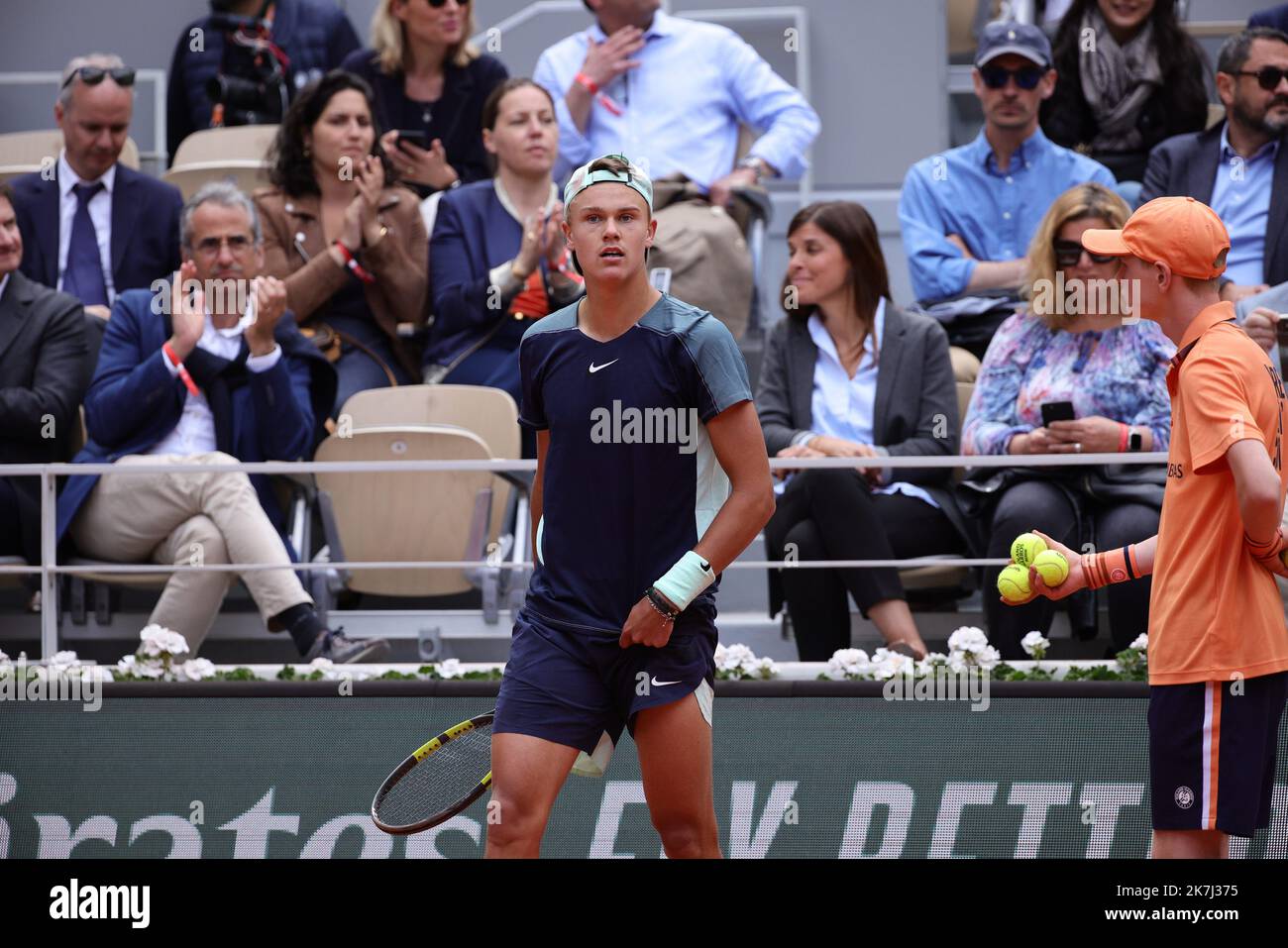 PHOTOPQR/LE PARISIEN/Olivier Arandel ; Paris ; 30/05/2022 ; Paris, France  Lundi 30 mai 2022 Sport Tennis Roland Garros Daria Kasatkina (blanc) /  Camila Giorgi FRANCE ROLAND GARROS TENNIS TOURNAMENT Stock Photo - Alamy