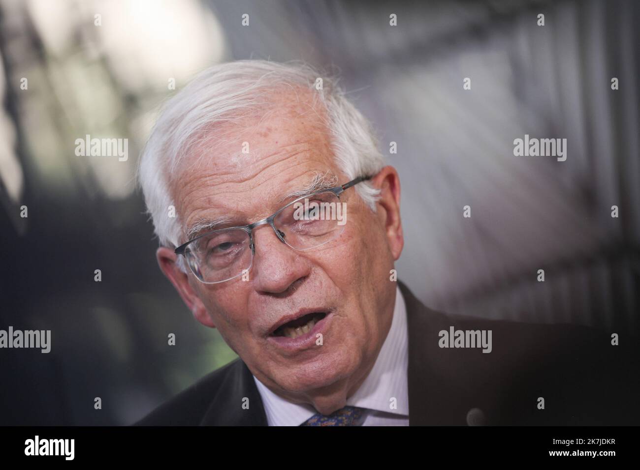 ©Nicolas Landemard / Le Pictorium/MAXPPP - Bruxelles 23/06/2022 Nicolas Landemard / Le Pictorium - 23/6/2022 - Belgique / Bruxelles / Bruxelles - Arrivee de Josep Borrell chef de la diplomatie europeenne au sommet europeen Union Europeenne - Balkans. / 23/6/2022 - Belgium / Brussels / Brussels - Arrival of Josep Borrell, head of European diplomacy, at the EU-Balkans Summit. Stock Photo