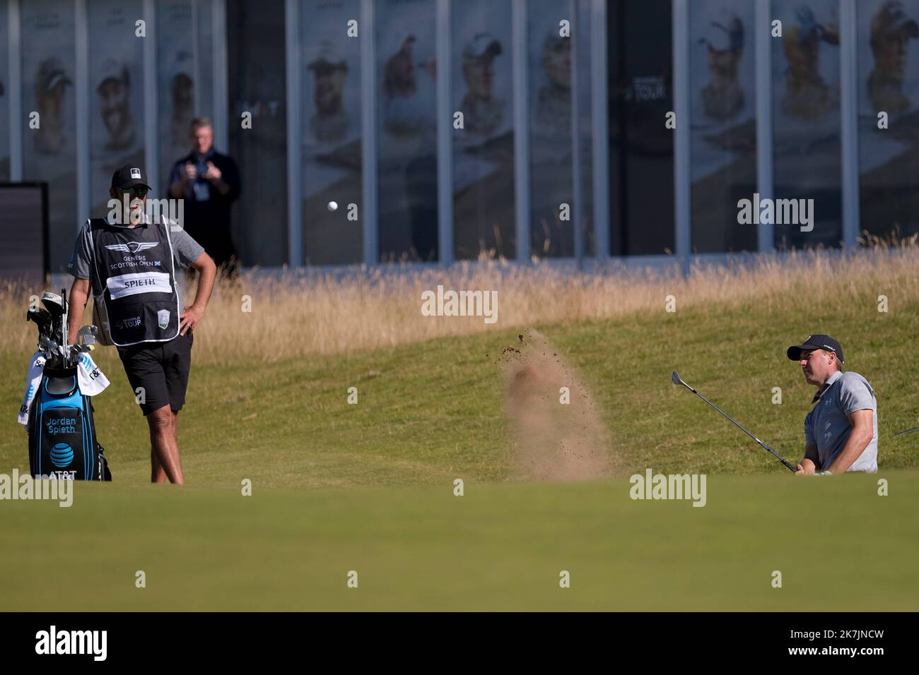 ©AIex Todd / Avalon/PHOTOSHOT/MAXPPP - ; Scotland, East Lothian, North Berwick ; 10/07/2022 - The Genesis Scottish Open, 10 July 2022 Jordan Spieth (USA) splashes out of the bunker on the 6th green but is too strong and it goes off the green to below the stands during the final round of the Genesis Scottish Open 2022 at The Renaissance Club, North Berwick, East Lothian, Scotland, Credit:AIex Todd / Avalon Stock Photo