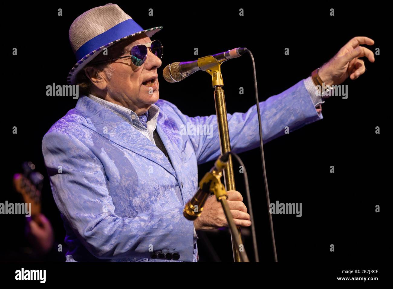 ©Simon Becker / Le Pictorium/MAXPPP - Montreux 15/07/2022 Simon Becker / Le Pictorium - 15/7/2022 - Suisse / Lac Leman / Montreux - Le musicien nord-irlandais Van Morrison en concert au Montreux Jazz Festival le 15 juillet 2022. / 15/7/2022 - Switzerland / Lake Geneva / Montreux - Northern Irish musician Van Morrison performing live at Montreux Jazz Festival on 15 July 2022 Stock Photo