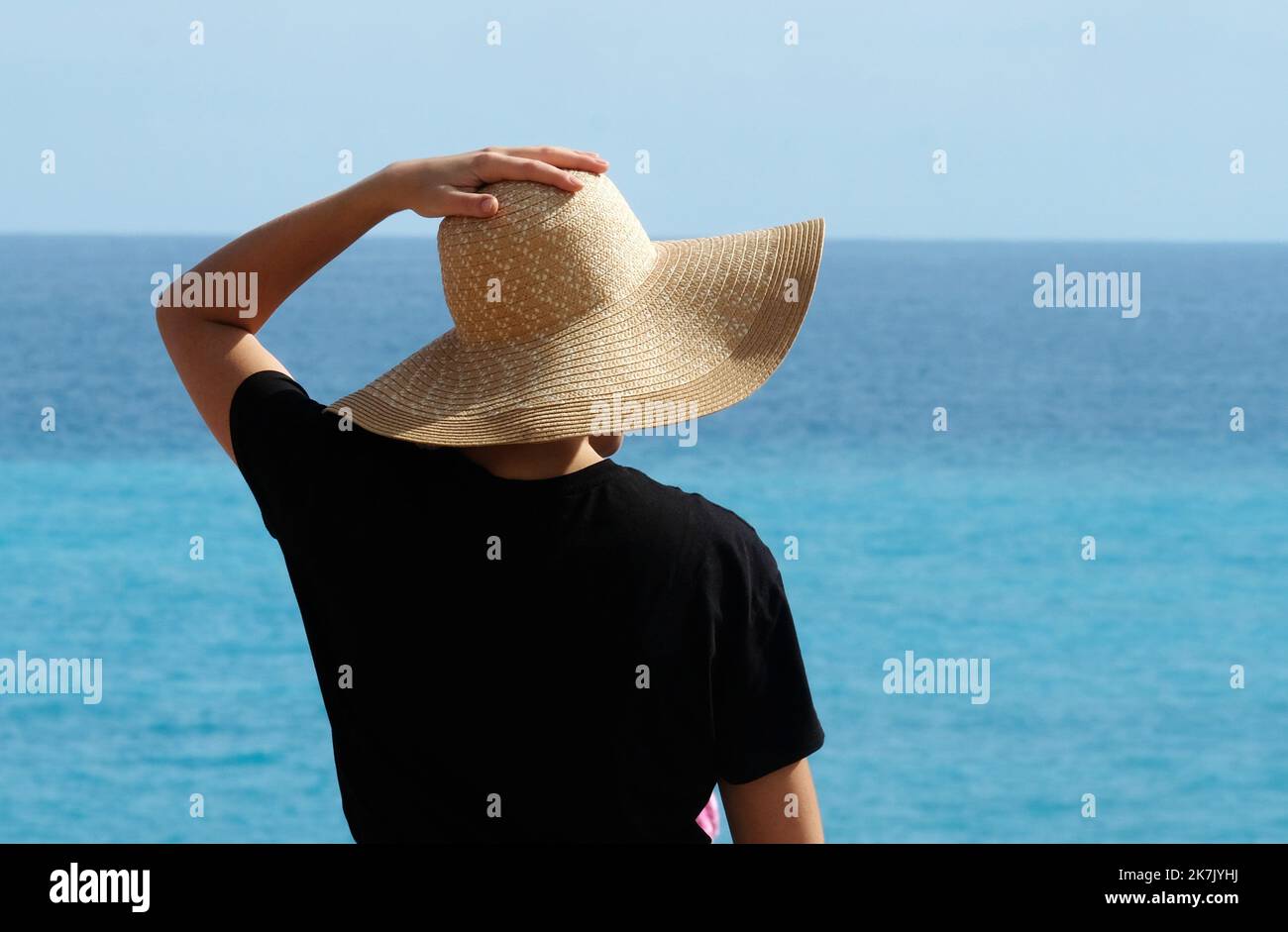 Le chapeau the hat hi-res stock photography and images - Page 5 - Alamy