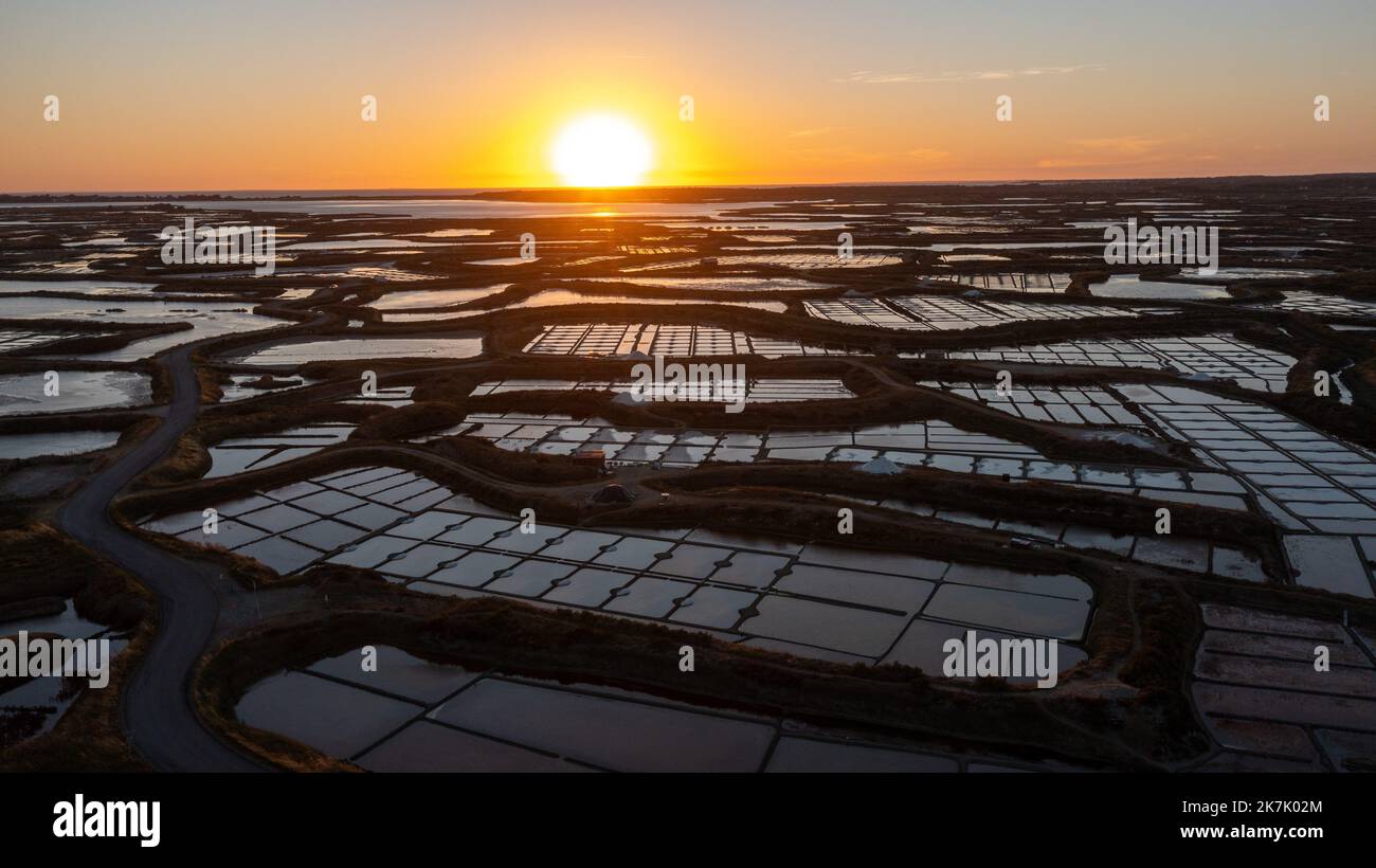 Les marais salants de guérande hi-res stock photography and images - Alamy