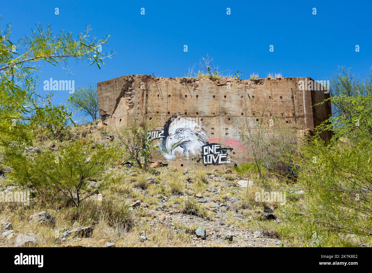 Ruins of the old abandonned uranium mine of Mary Kathleen, between Mount Isa and Cloncurry, North Western Queensland, QLD, Australia Stock Photo