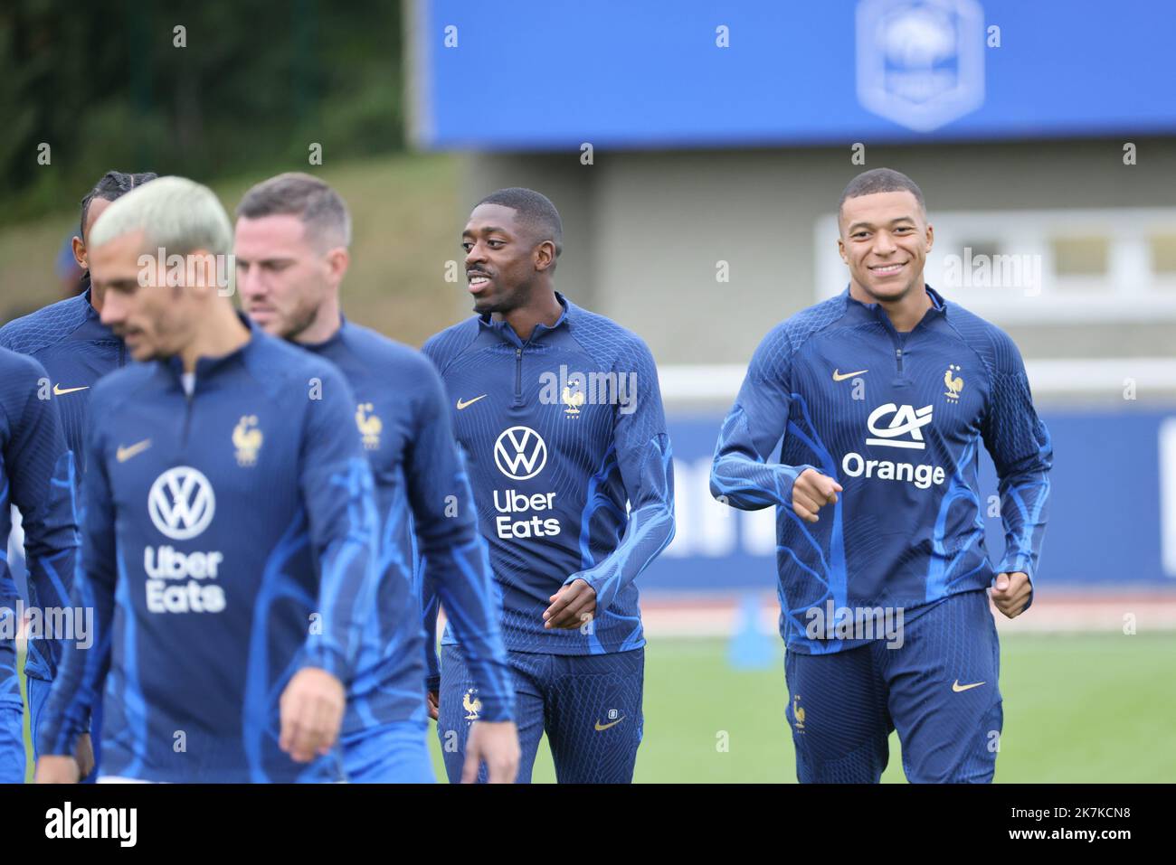 Maillot Nike France Porté Par Mbappé En Match – Avec Photomatching (photo-match Résolution)