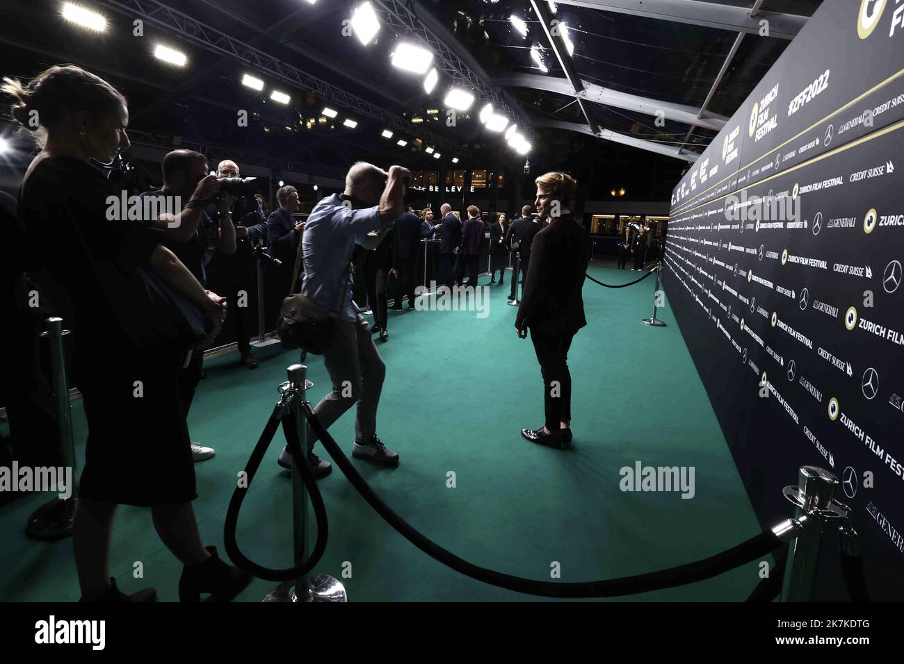 ©Francois Glories/MAXPPP - 23/09/2022 US producer Daniel Dreifuss attends on the Green Carpet for the screening of the Netflix film 'All Quiet On The Western Front' at Zurich Film Festival in Switzerland. September 23 2022. Stock Photo