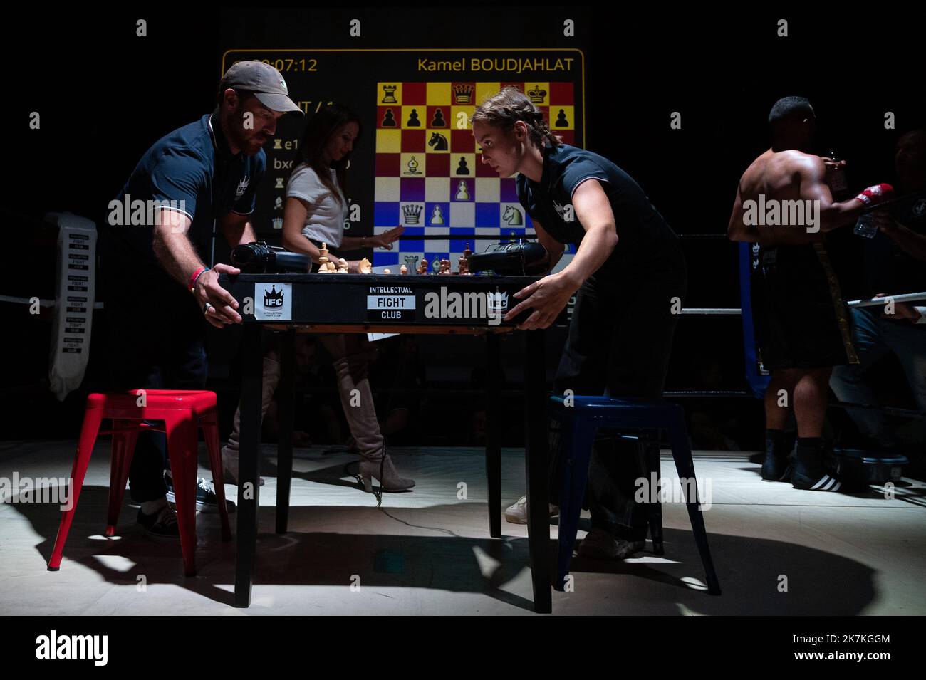 chess boxing in the style of enki bilal, Stable Diffusion