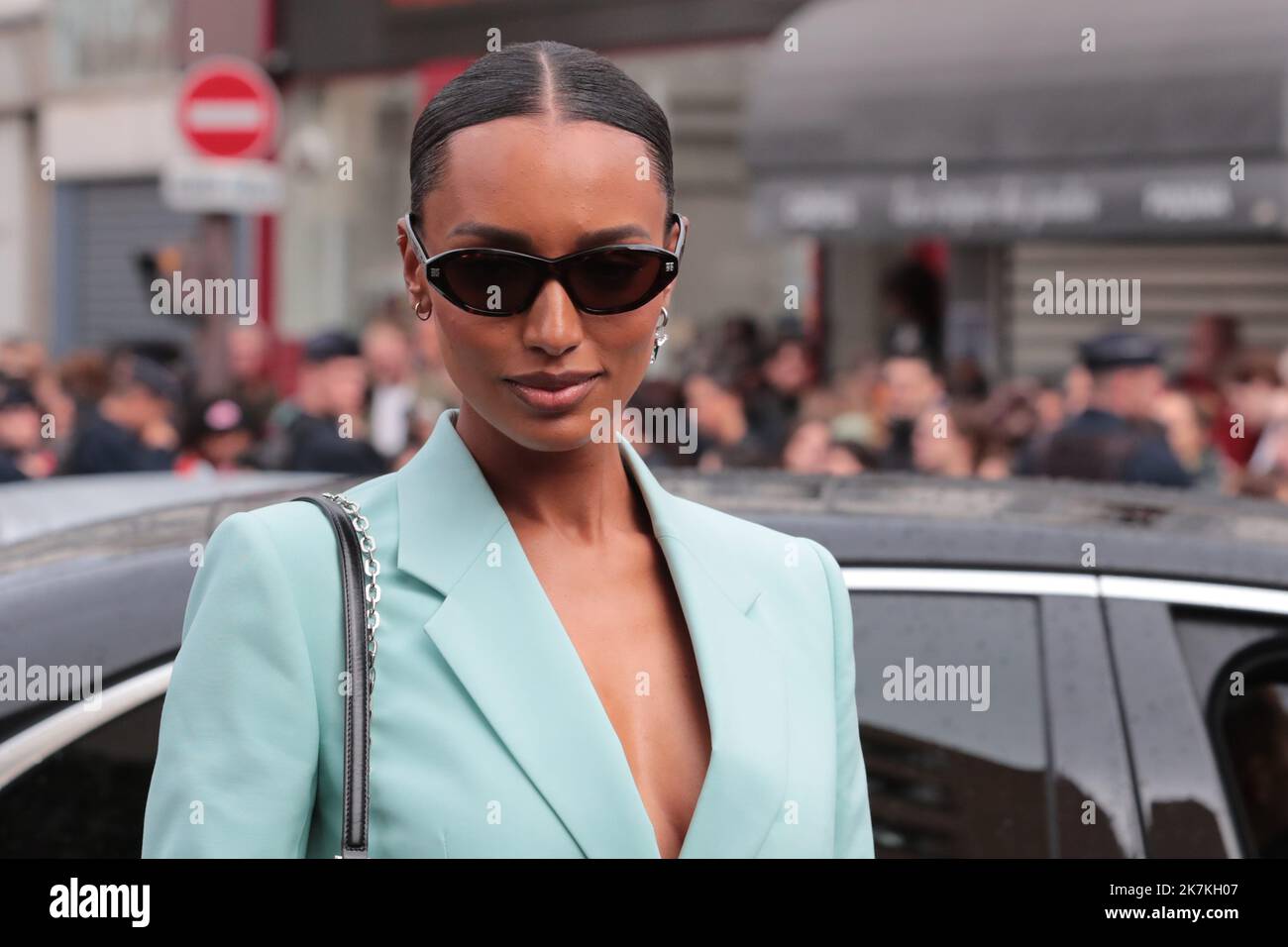 Street style, arriving at Givenchy Spring-Summer Menswear 2023 show, held  at Ecole Militaire, Paris, France, on June 22nd, 2022. Photo by Marie-Paola  Bertrand-Hillion/ Stock Photo - Alamy